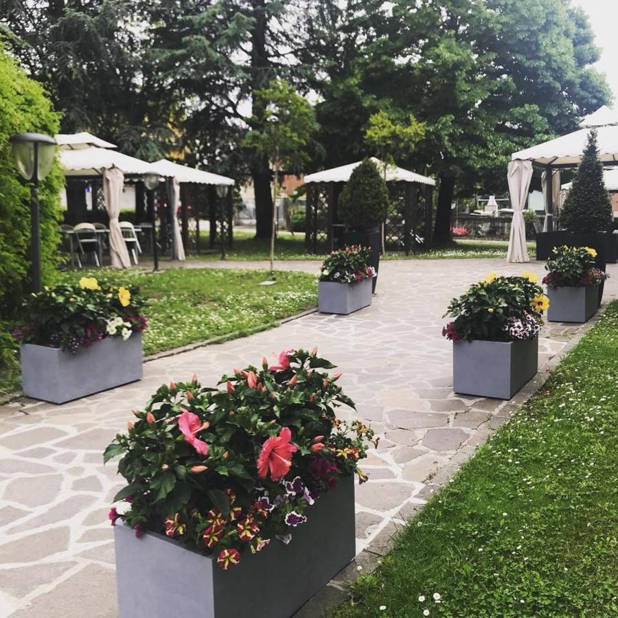 Hotel Ristorante Gallo D'Oro Vignola (Emilia-Romagna) Exterior foto